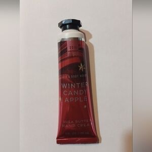 NWT Bath & Body Works Winter Candy Apple Hand Cream